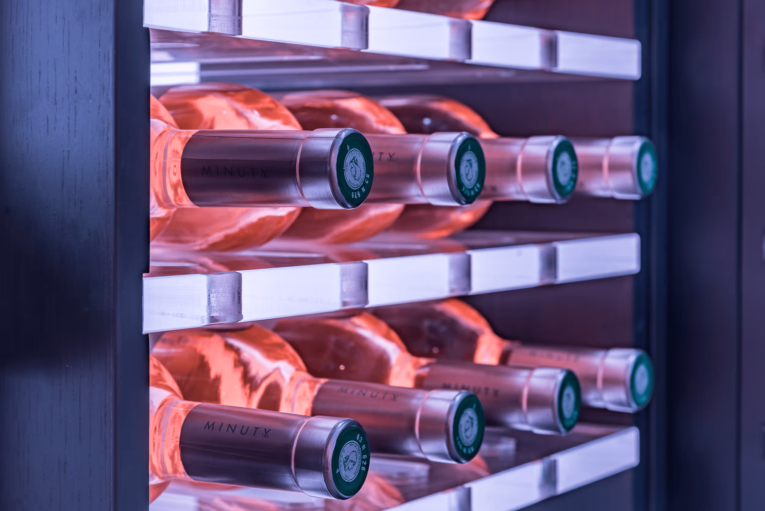 67483b268ee727c7affa213f 67483a847272033bd7402d6f Esher 20wine 20wall 12 20lq