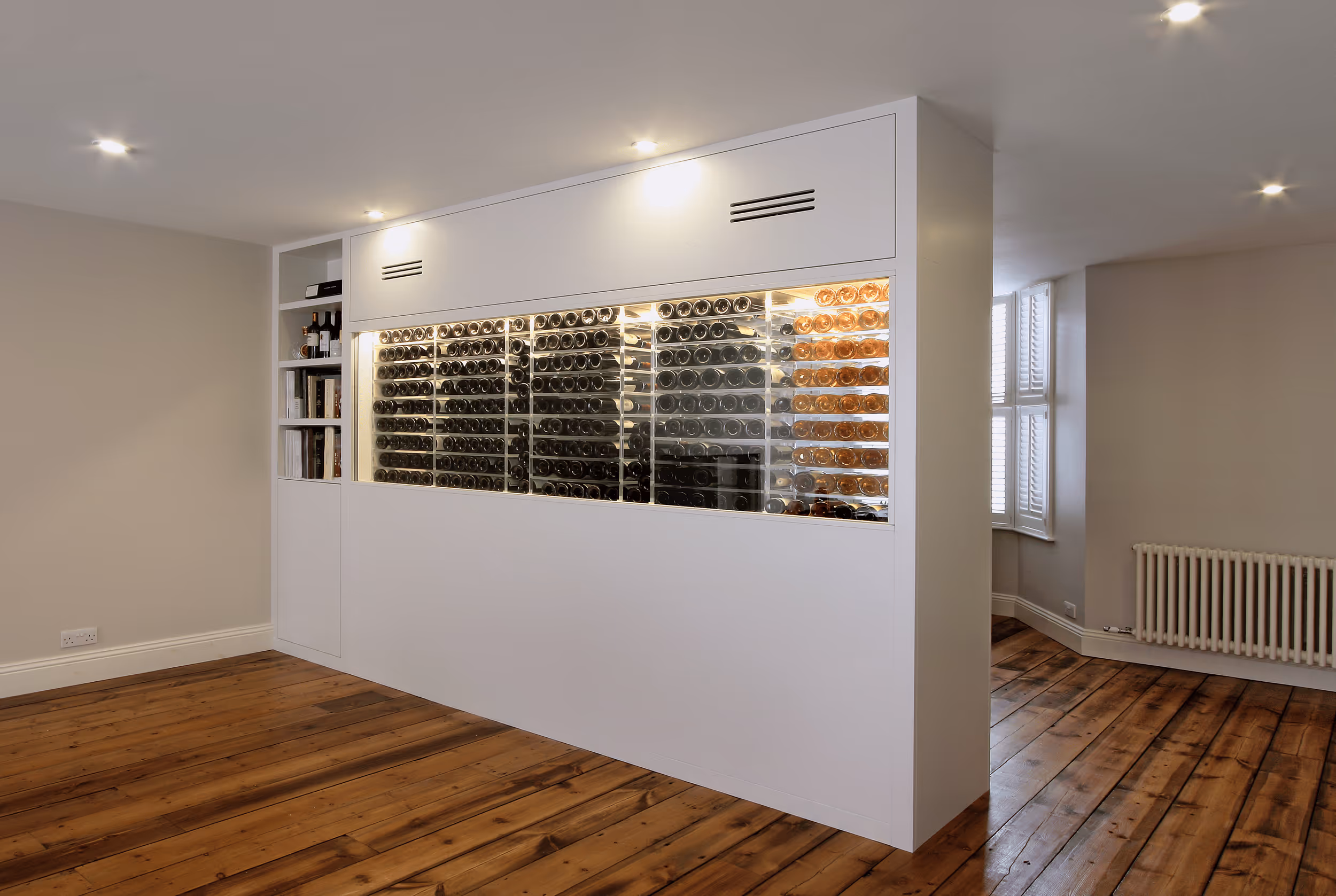 6748488e252b3464e0f117b0 6748487128ce4064d1b34712 Wine 20wall 20london 20sw11 20002
