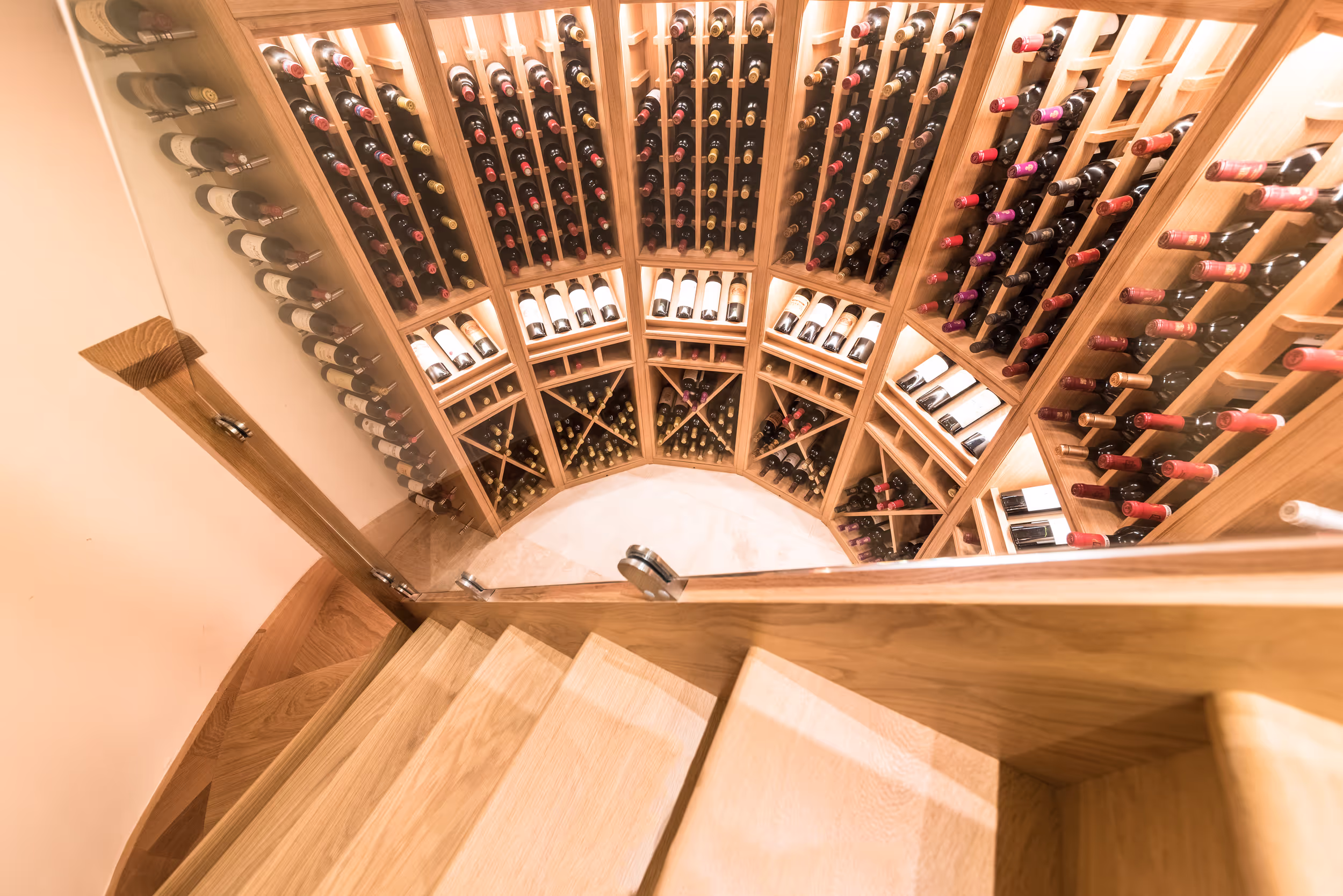 6752134df928352f6510b6ed 675212ea834668fec9be2716 Queenborough 20wine 20cellar 20 High 20res 2
